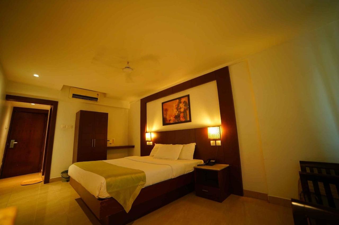 Lalitha Inn Guruvāyūr Екстериор снимка