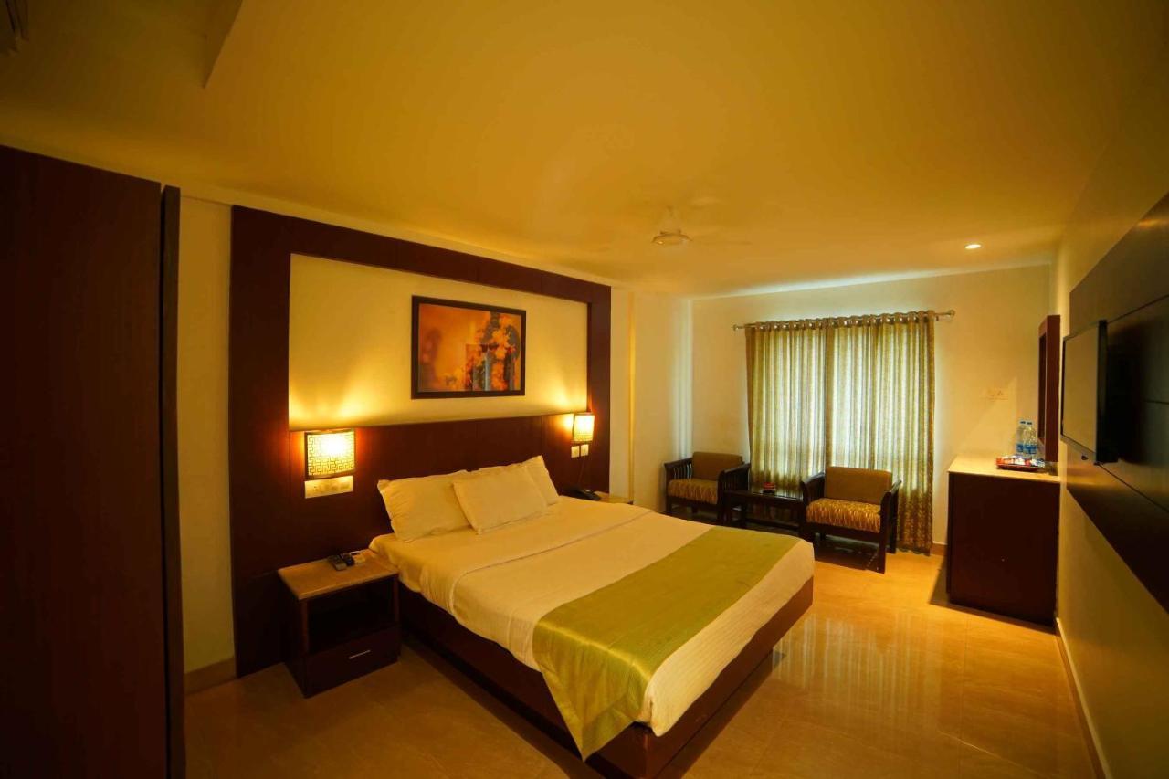 Lalitha Inn Guruvāyūr Екстериор снимка
